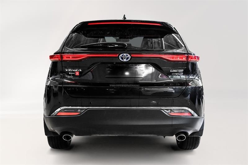 2022 Toyota Venza - Image 11