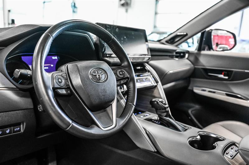 2022 Toyota Venza - Image 21