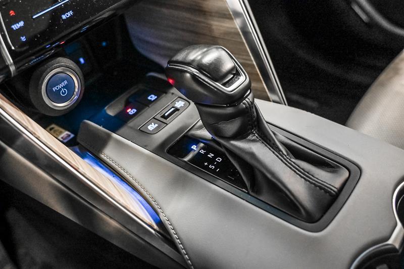 2022 Toyota Venza - Image 28