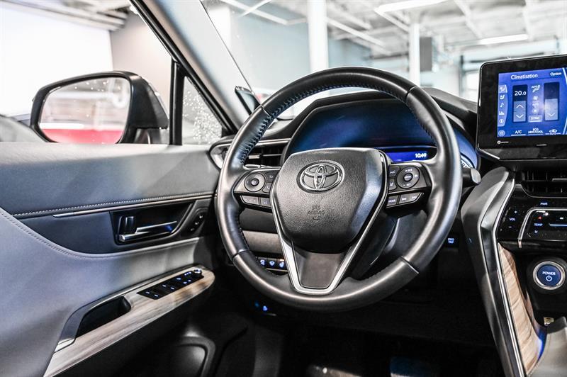 2022 Toyota Venza - Image 36