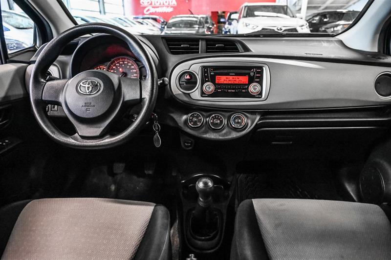 2013 Toyota Yaris - Image 23