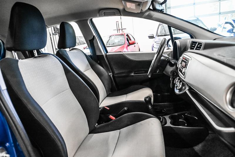 2013 Toyota Yaris - Image 27