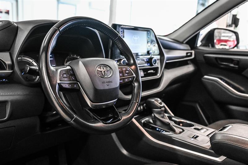 2020 Toyota Highlander - Image 21