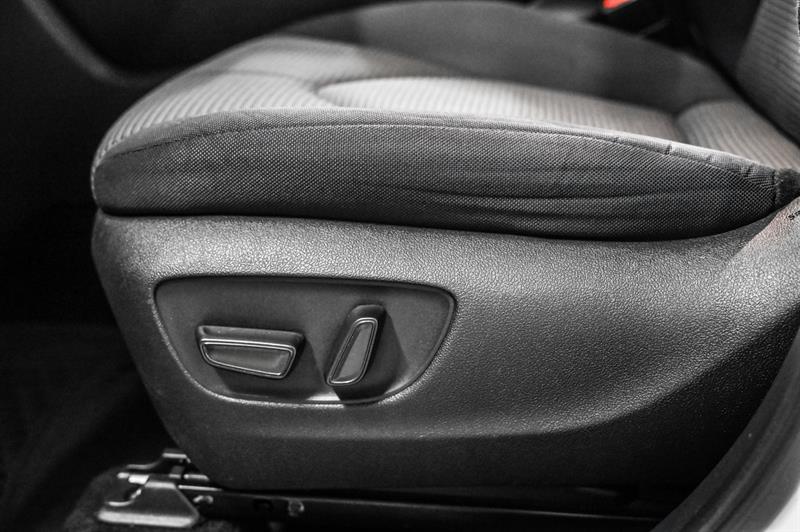 2020 Toyota Highlander - Image 22