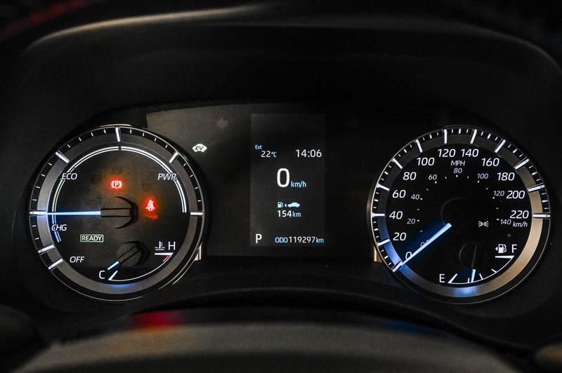 2020 Toyota Highlander - Image 24
