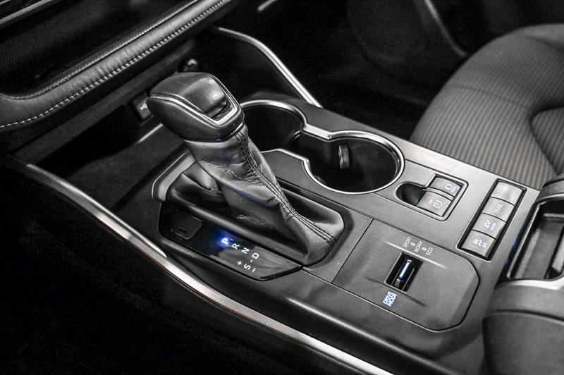 2020 Toyota Highlander - Image 25