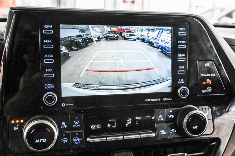2020 Toyota Highlander - Image 30