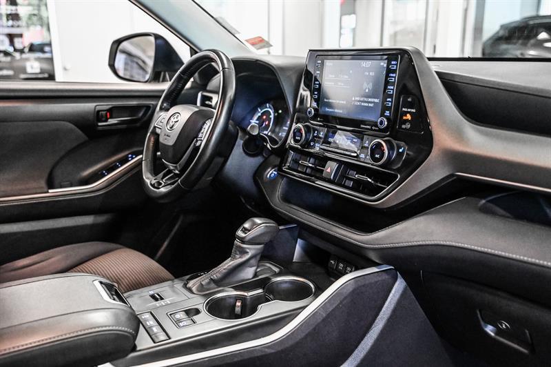 2020 Toyota Highlander - Image 34