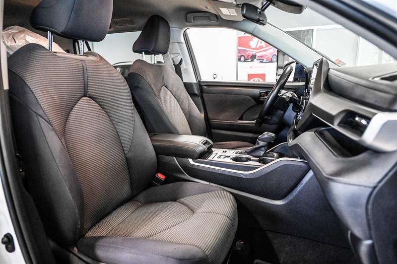 2020 Toyota Highlander - Image 35