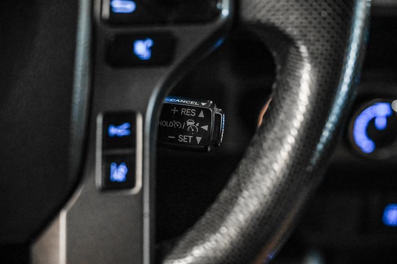 2020 Toyota Tacoma - Image 24