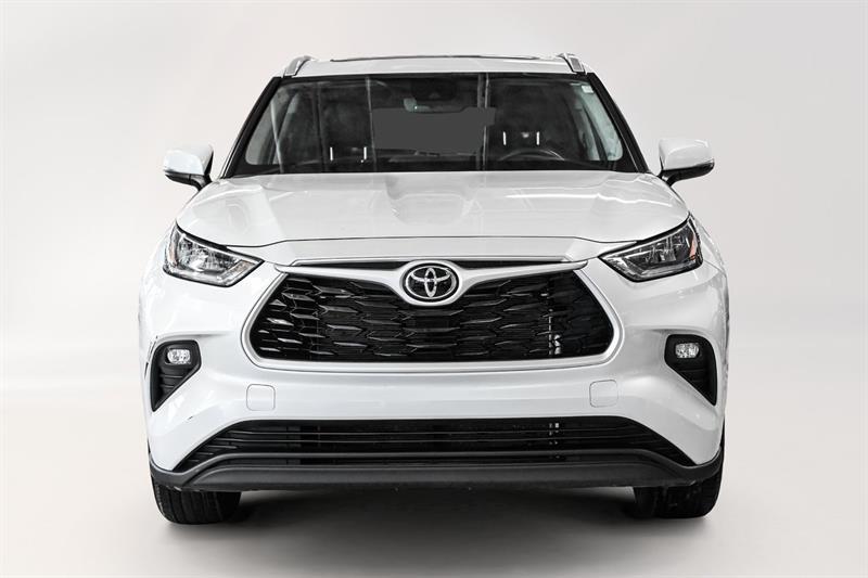 2023 Toyota Highlander - Image 2