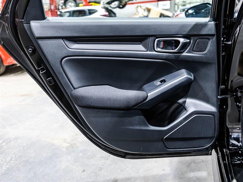 2025 Honda Civic - Image 12