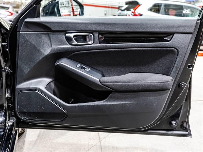 2025 Honda Civic - Image 16