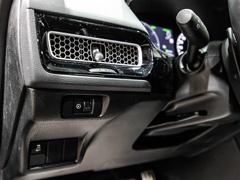 2025 Honda Civic - Image 21
