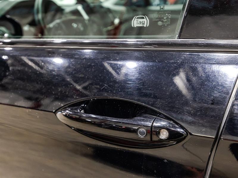 2020 Honda Ridgeline - Image 11