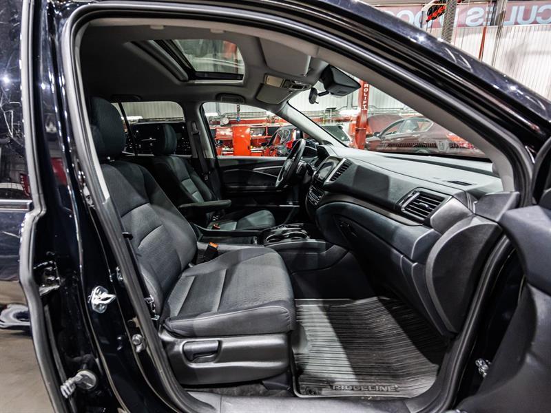 2020 Honda Ridgeline - Image 18