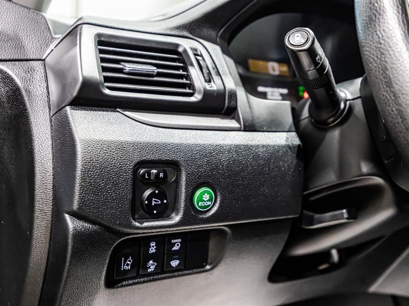 2020 Honda Ridgeline - Image 22