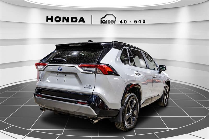 2021 Toyota RAV4 - Image 7