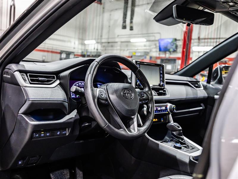 2021 Toyota RAV4 - Image 21