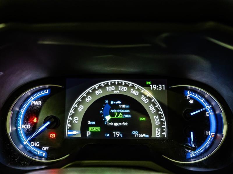 2021 Toyota RAV4 - Image 24