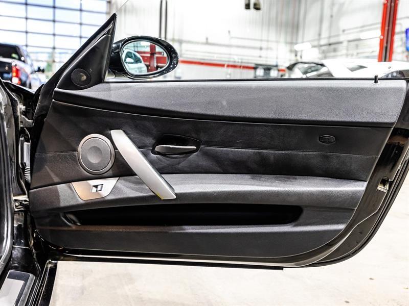 2003 Bmw Z4 - Image 13