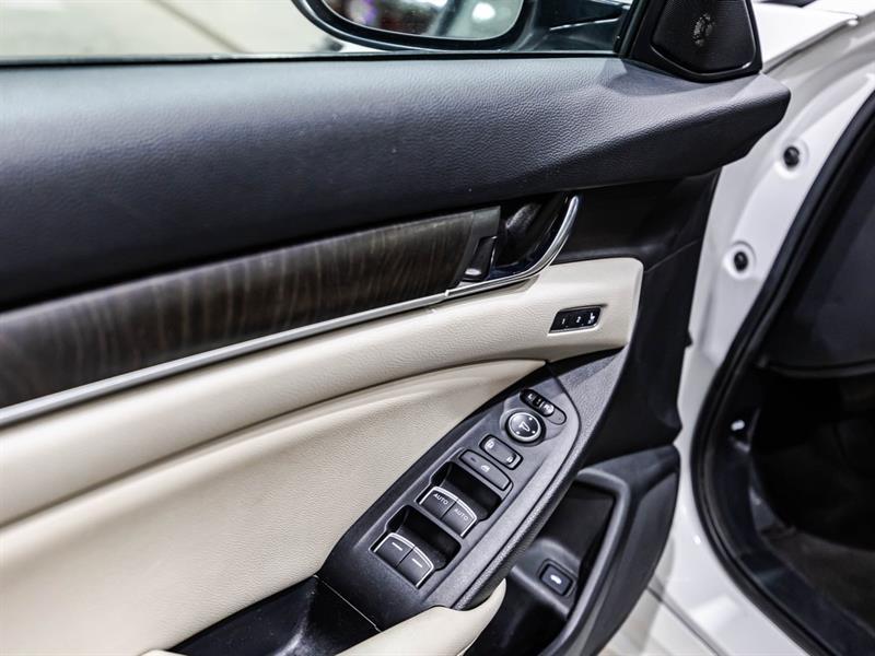 2020 Honda Accord - Image 11