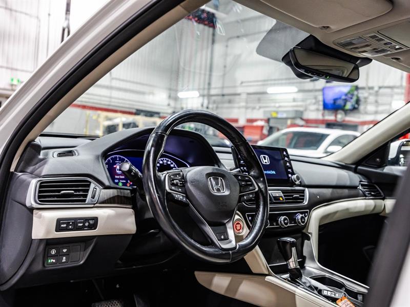 2020 Honda Accord - Image 21