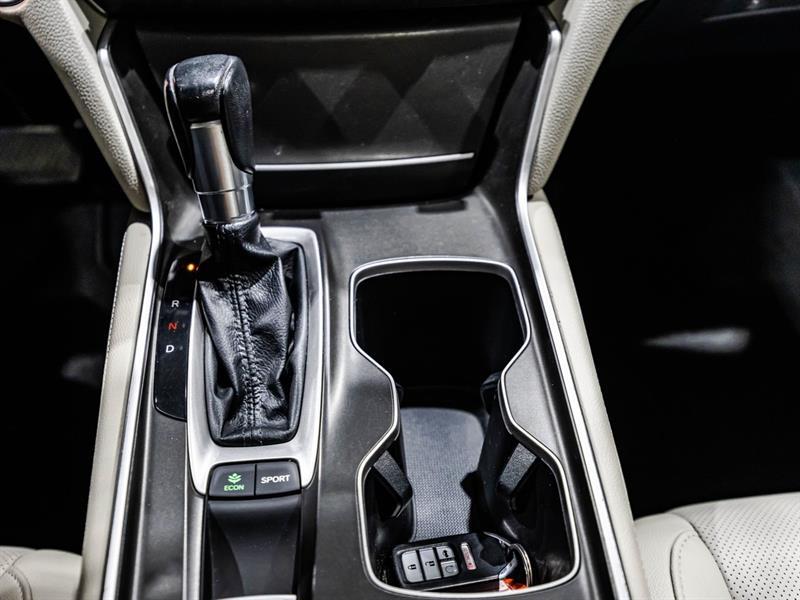 2020 Honda Accord - Image 26