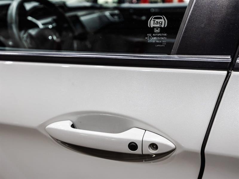 2020 Honda Clarity - Image 11