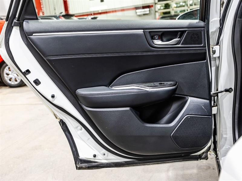 2020 Honda Clarity - Image 13