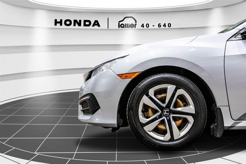 2018 Honda Civic - Image 10