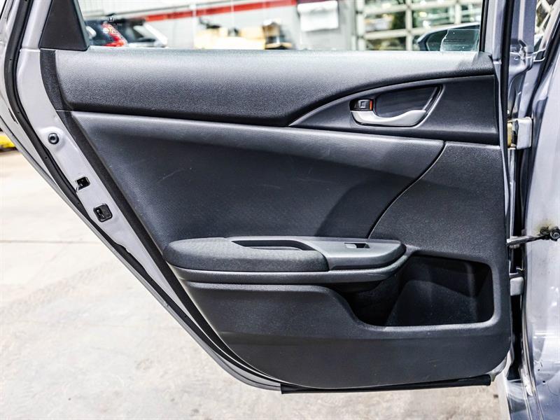 2018 Honda Civic - Image 12