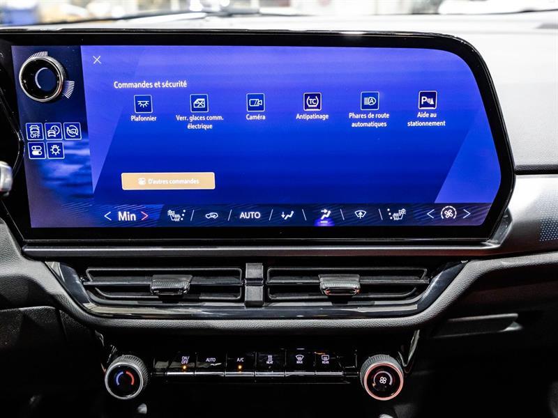 2024 Chevrolet Equinox - Image 24