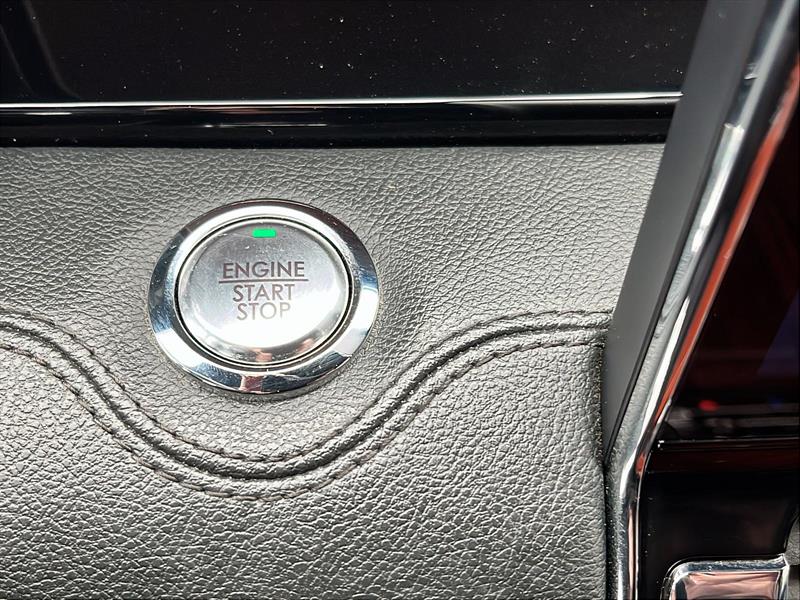 lincoln Navigator 2023 - 26