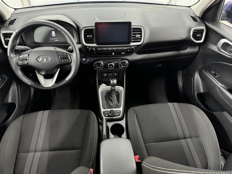 hyundai Venue 2023 - 21