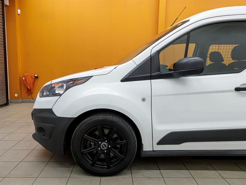 ford Transit Connect 2017 - 28