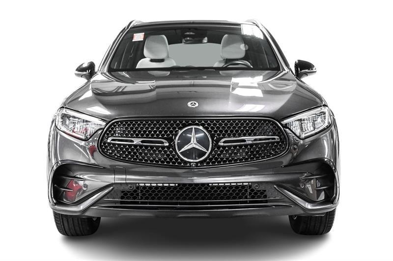 2025 Mercedes-Benz GLC - Image 2