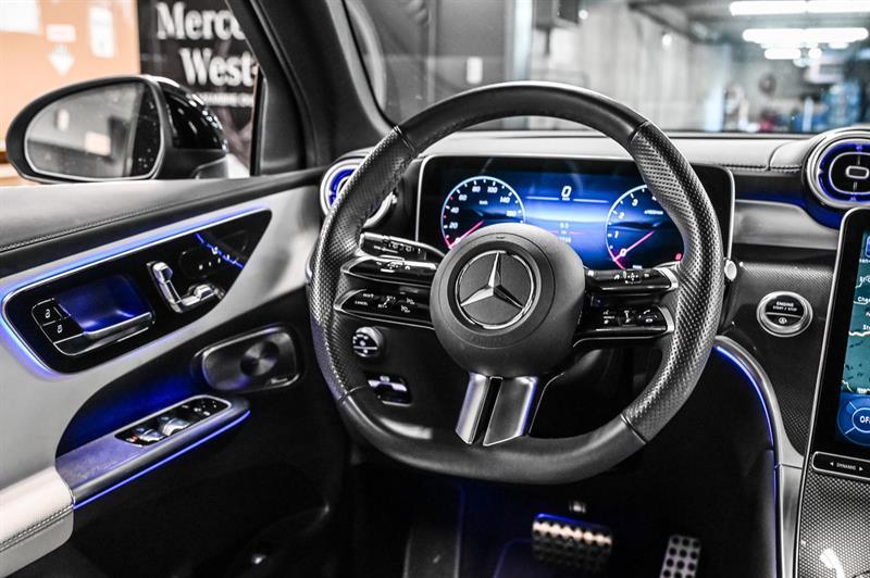 2025 Mercedes-Benz GLC - Image 25