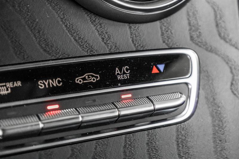 2023 Mercedes-Benz GLC - Image 32