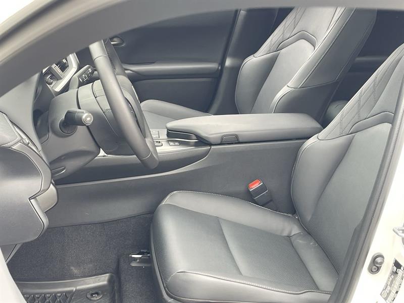 lexus UX HYBRID 2025 - 19