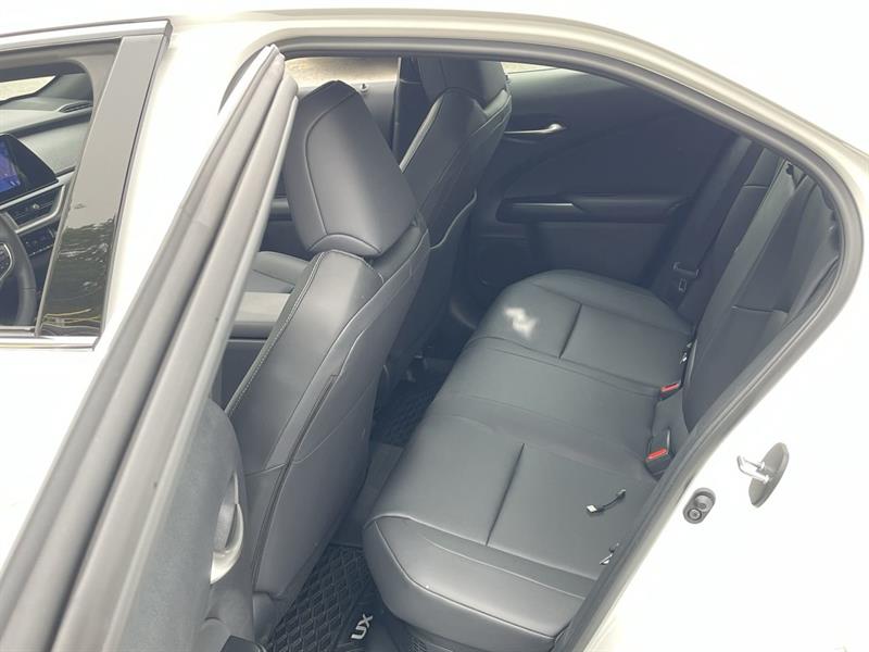 lexus UX HYBRID 2025 - 30