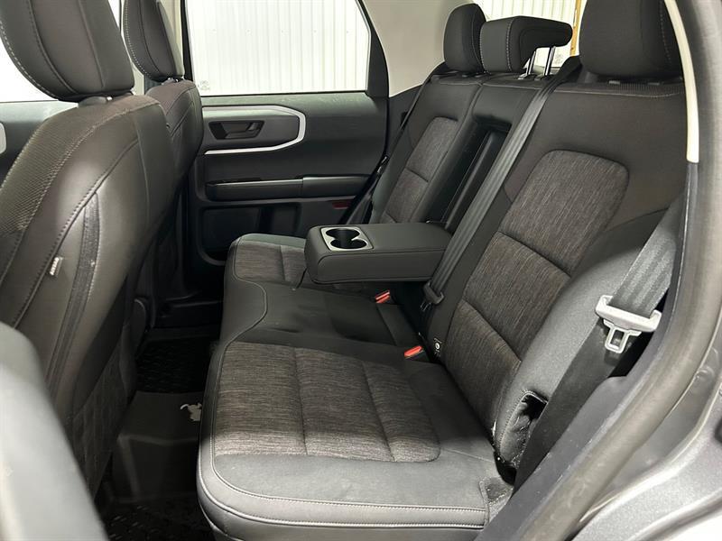 2022 Ford Bronco - Image 16