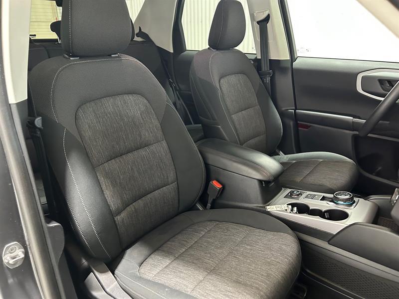 2022 Ford Bronco - Image 21