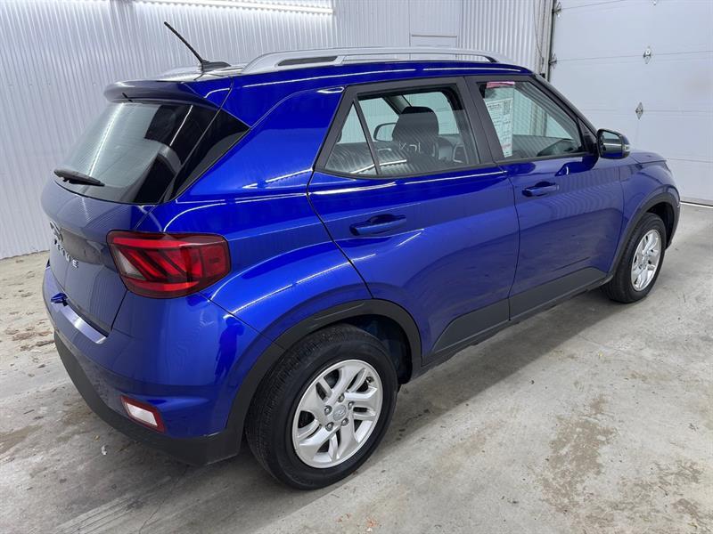 2023 Hyundai Venue - Image 5