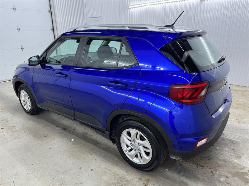 2023 Hyundai Venue - Image 8