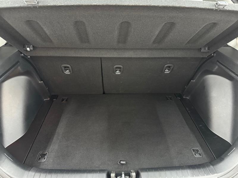 2023 Hyundai Venue - Image 23