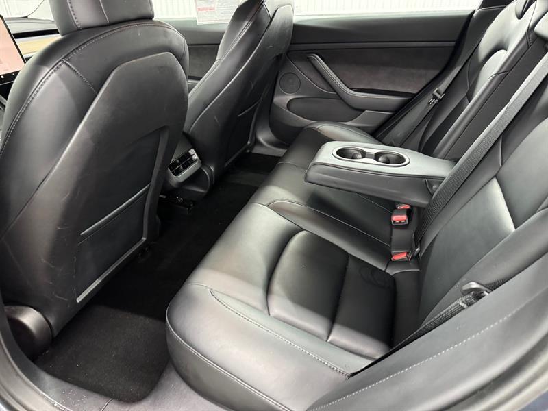 2023 Tesla Model 3 - Image 5