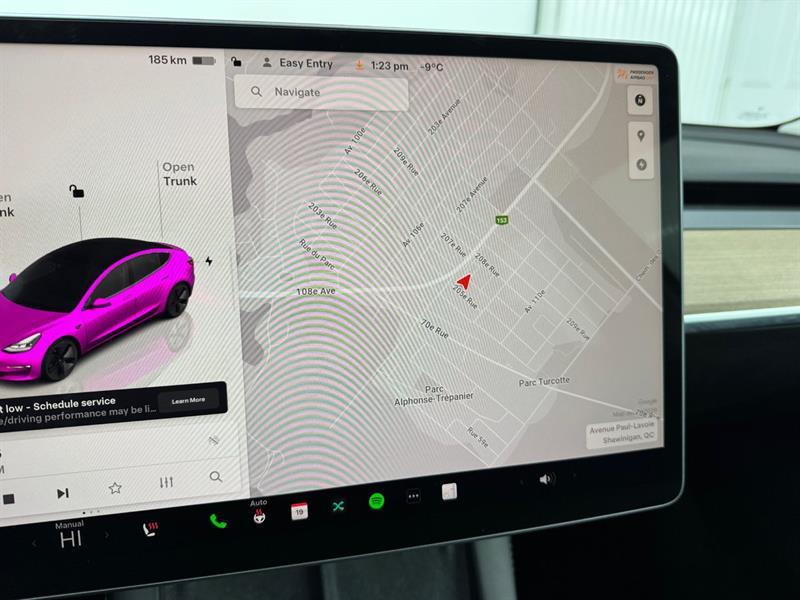 2023 Tesla Model 3 - Image 13