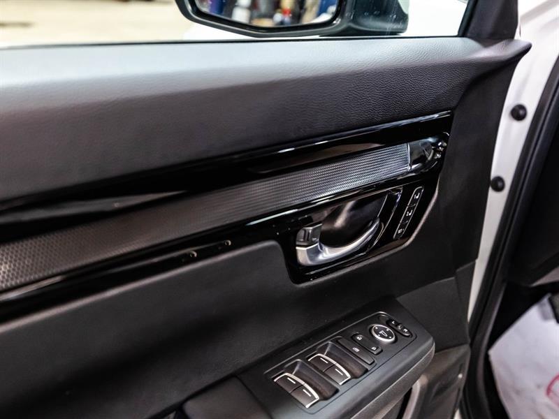 2023 Honda CR-V - Image 11