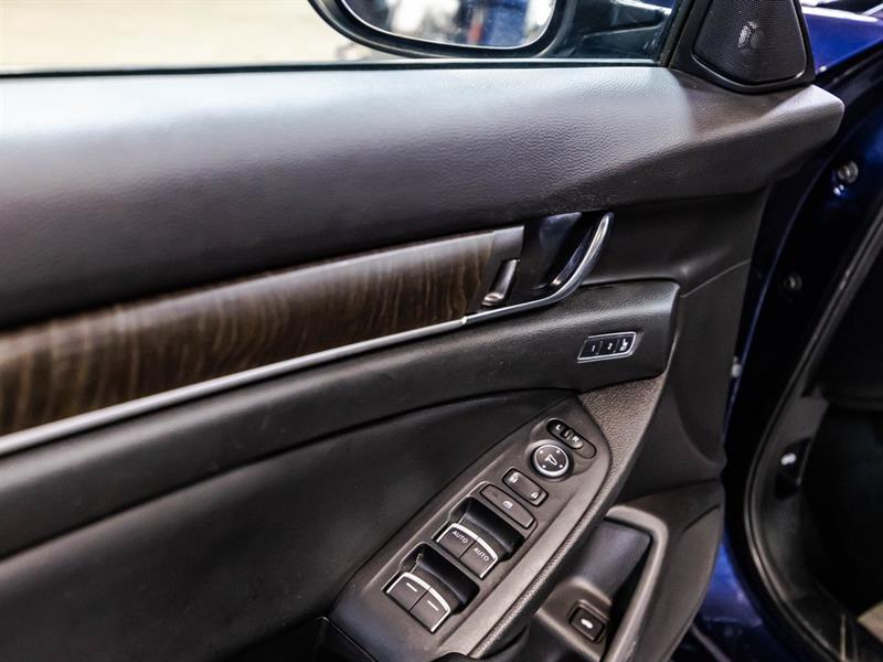 2020 Honda Accord - Image 11